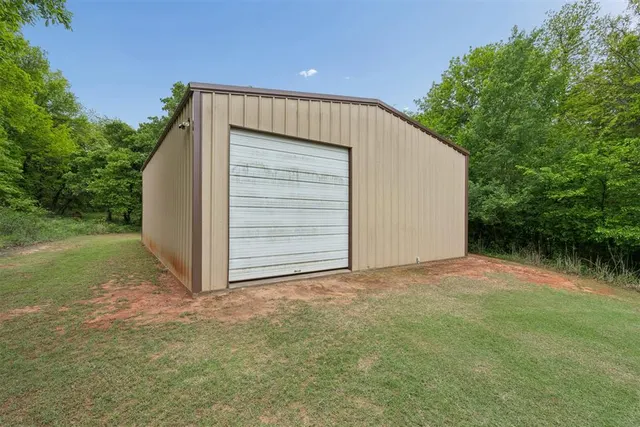 Photo 7 — 10221 S Triple X Road, Choctaw, OK 73020