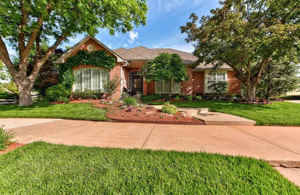 Photo 2 — 331 Shortgrass Road, Edmond, OK 73003