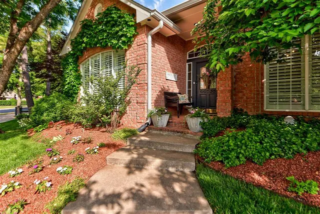 Photo 5 — 331 Shortgrass Road, Edmond, OK 73003