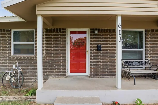 Photo 3 — 613 Donna Drive, Guymon, OK 73942
