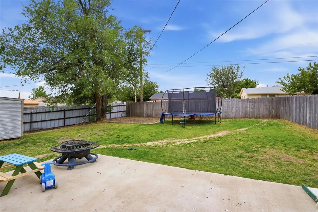 Photo 22 — 613 Donna Drive, Guymon, OK 73942