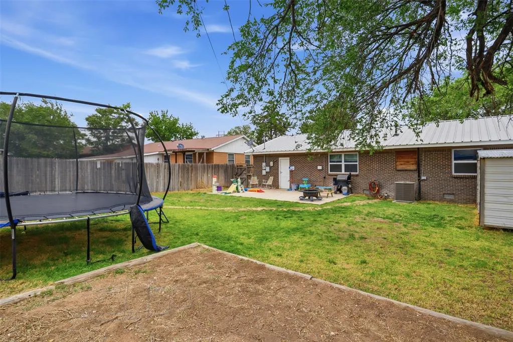 Photo 25 — 613 Donna Drive, Guymon, OK 73942