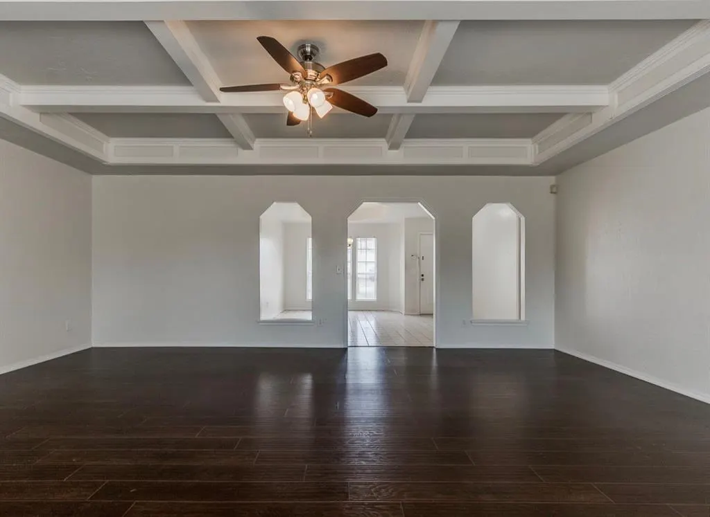 Photo 7 — 11633 SW 3rd Street, Yukon, OK 73099