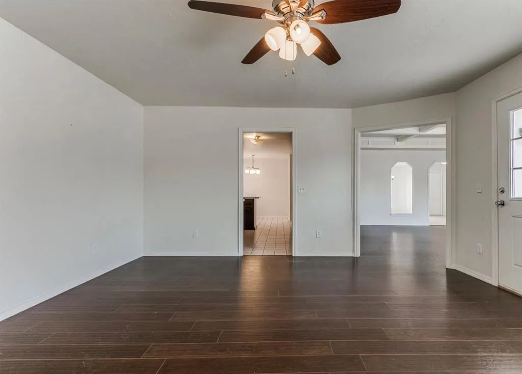Photo 13 — 11633 SW 3rd Street, Yukon, OK 73099