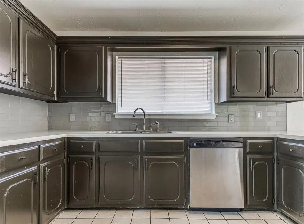 Photo 18 — 11633 SW 3rd Street, Yukon, OK 73099