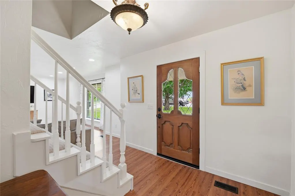 Photo 3 — 2021 Cedar Ridge Road, Edmond, OK 73013