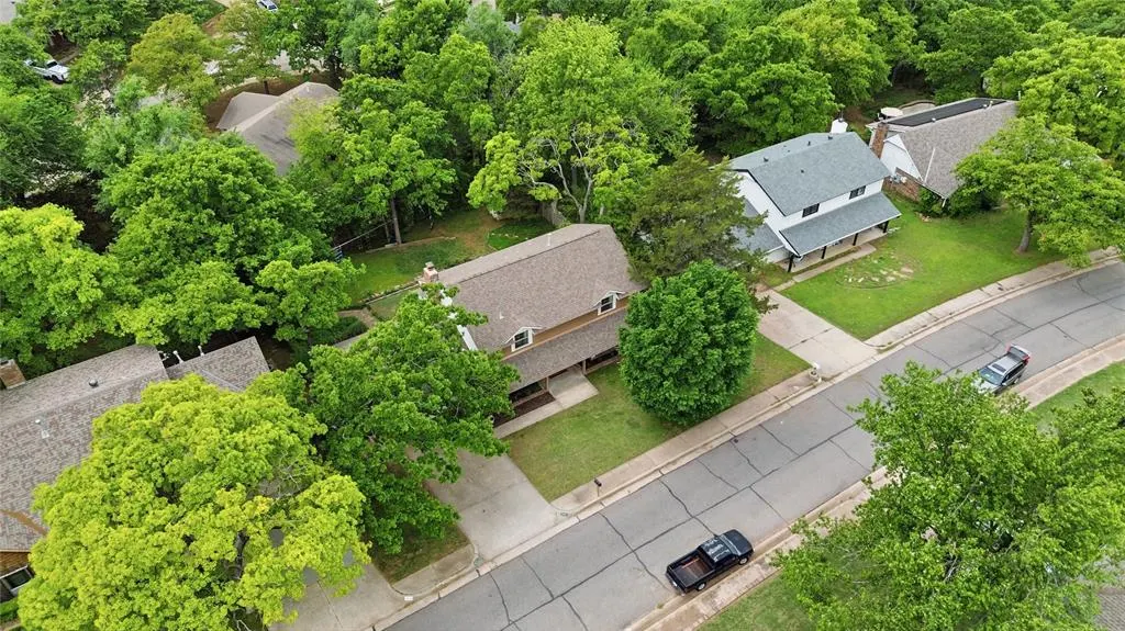Photo 32 — 2021 Cedar Ridge Road, Edmond, OK 73013