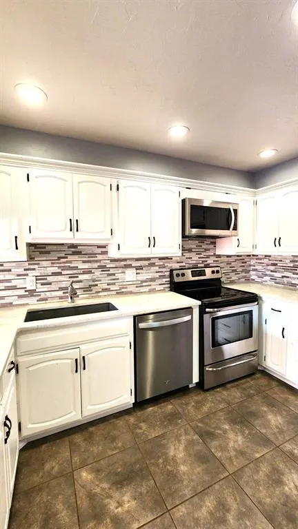 Photo 12 — 13200 Green Valley Drive, Oklahoma City, OK 73120