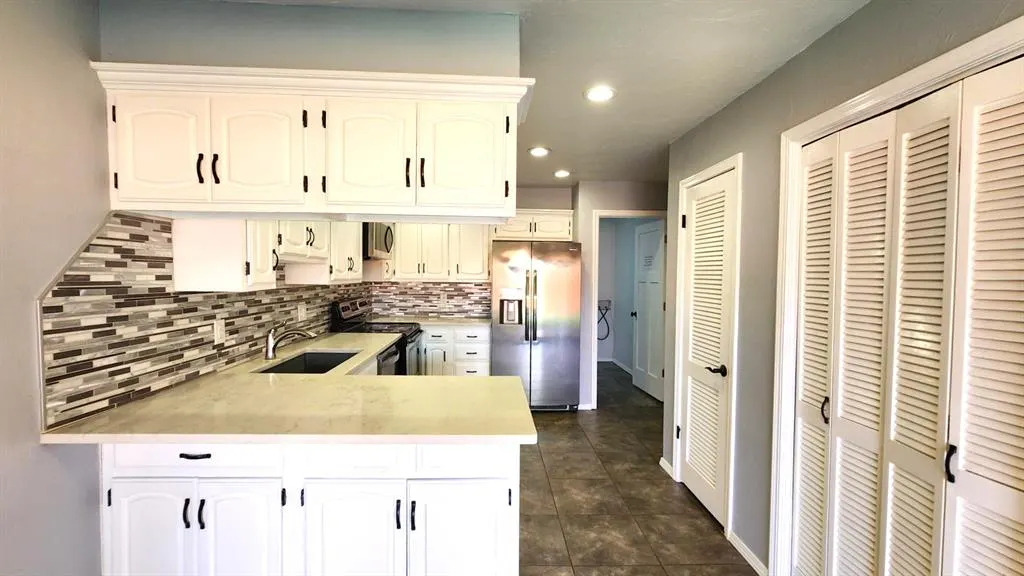 Photo 17 — 13200 Green Valley Drive, Oklahoma City, OK 73120