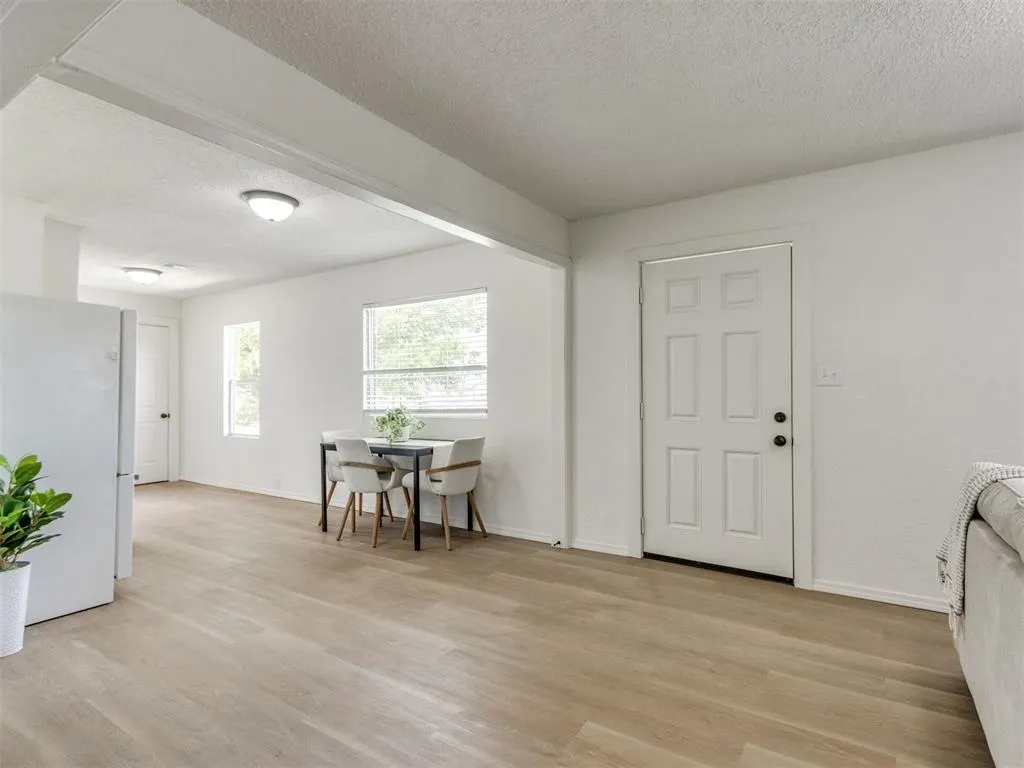 Photo 10 — 2924 SW 51st Street, Oklahoma City, OK 73119