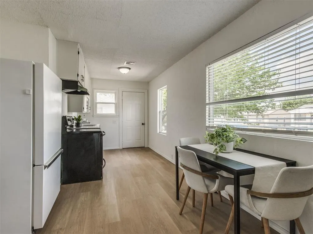 Photo 11 — 2924 SW 51st Street, Oklahoma City, OK 73119