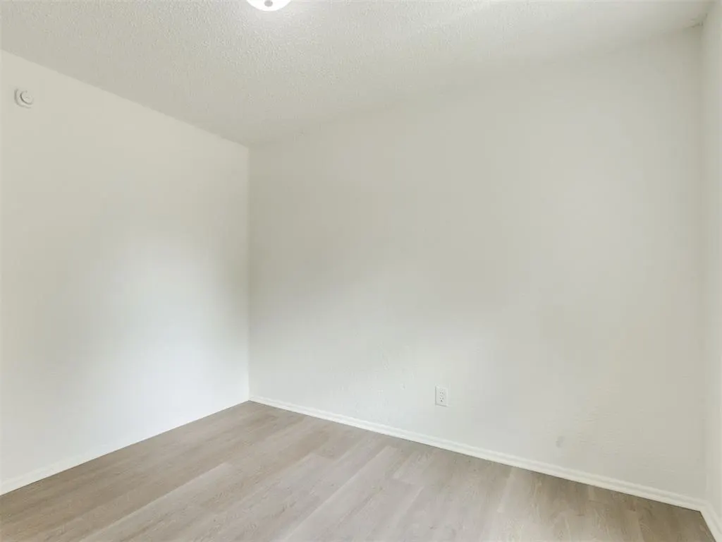 Photo 27 — 2924 SW 51st Street, Oklahoma City, OK 73119