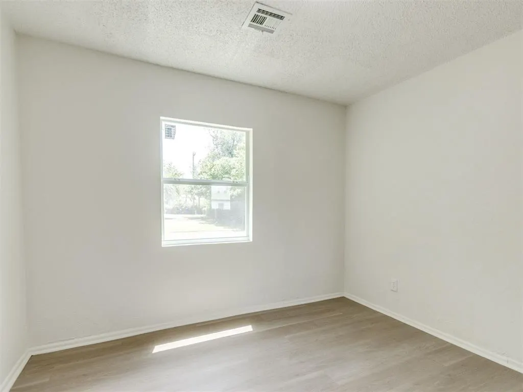 Photo 29 — 2924 SW 51st Street, Oklahoma City, OK 73119