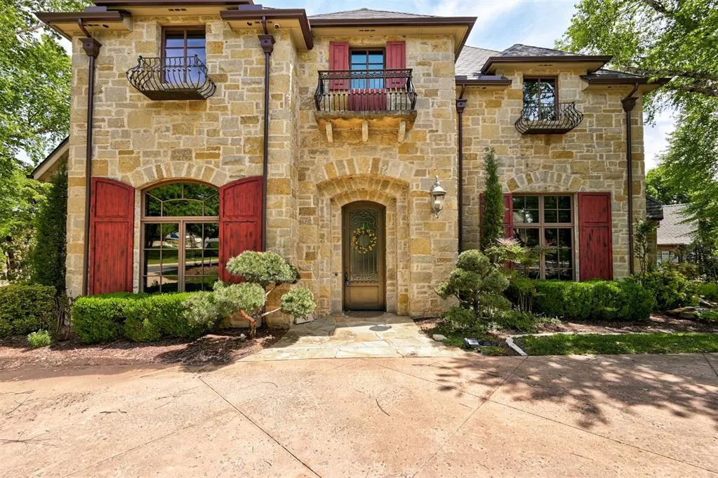 Photo 3 — 816 Crystal Creek Place, Edmond, OK 73034