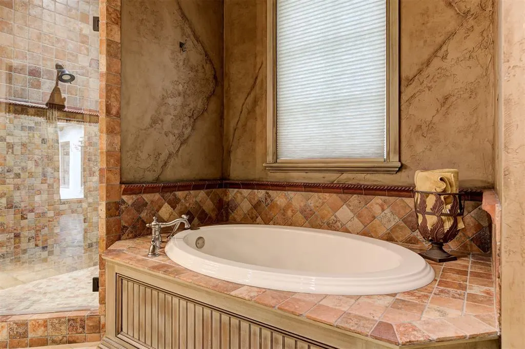 Photo 24 — 816 Crystal Creek Place, Edmond, OK 73034