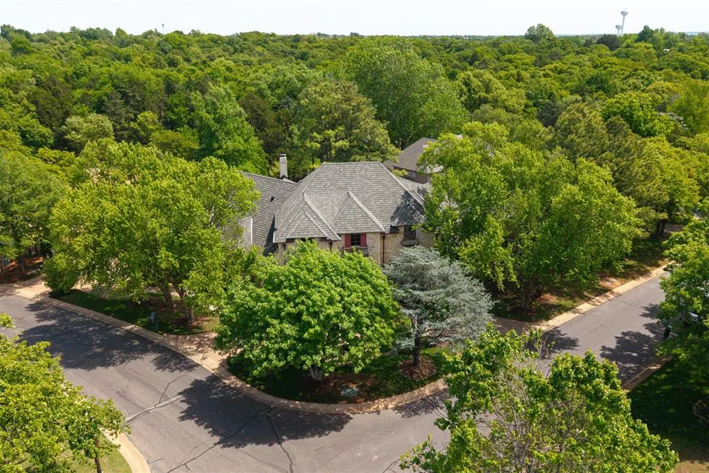 Photo 46 — 816 Crystal Creek Place, Edmond, OK 73034