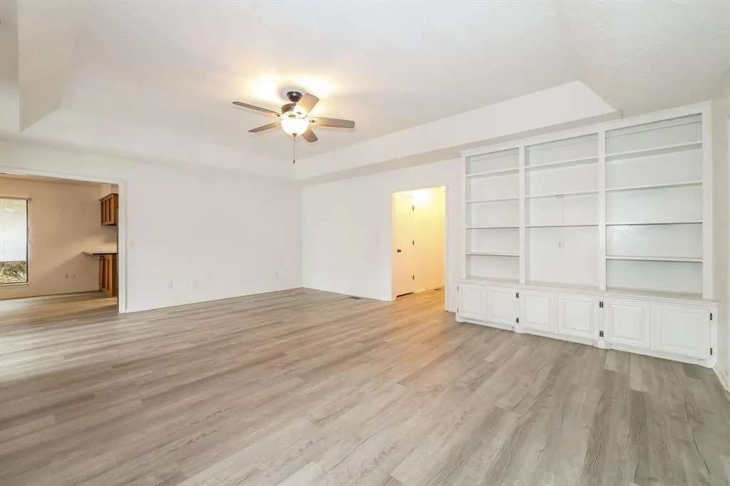 Photo 3 — 305 N Grand Fork Road, Edmond, OK 73003