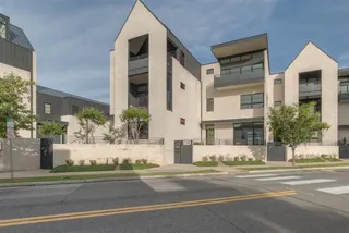 Sold home at 1303 N Dewey Avenue
