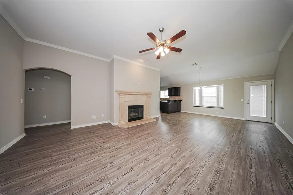 Photo 3 — 9423 Peachtree Lane, Midwest City, OK 73130
