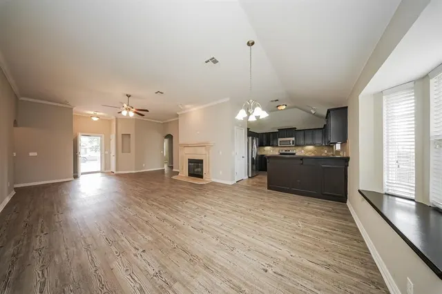 Photo 4 — 9423 Peachtree Lane, Midwest City, OK 73130