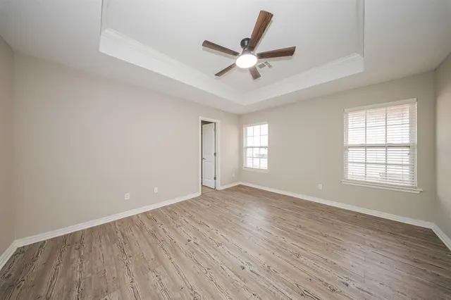 Photo 8 — 9423 Peachtree Lane, Midwest City, OK 73130