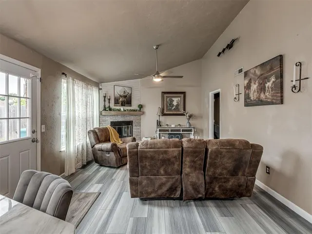 Photo 5 — 1000 SW 101st Street, Oklahoma City, OK 73139