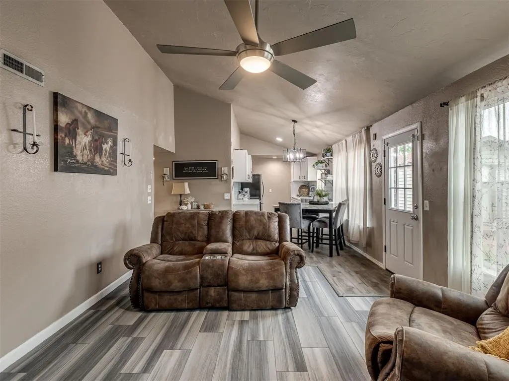 Photo 10 — 1000 SW 101st Street, Oklahoma City, OK 73139