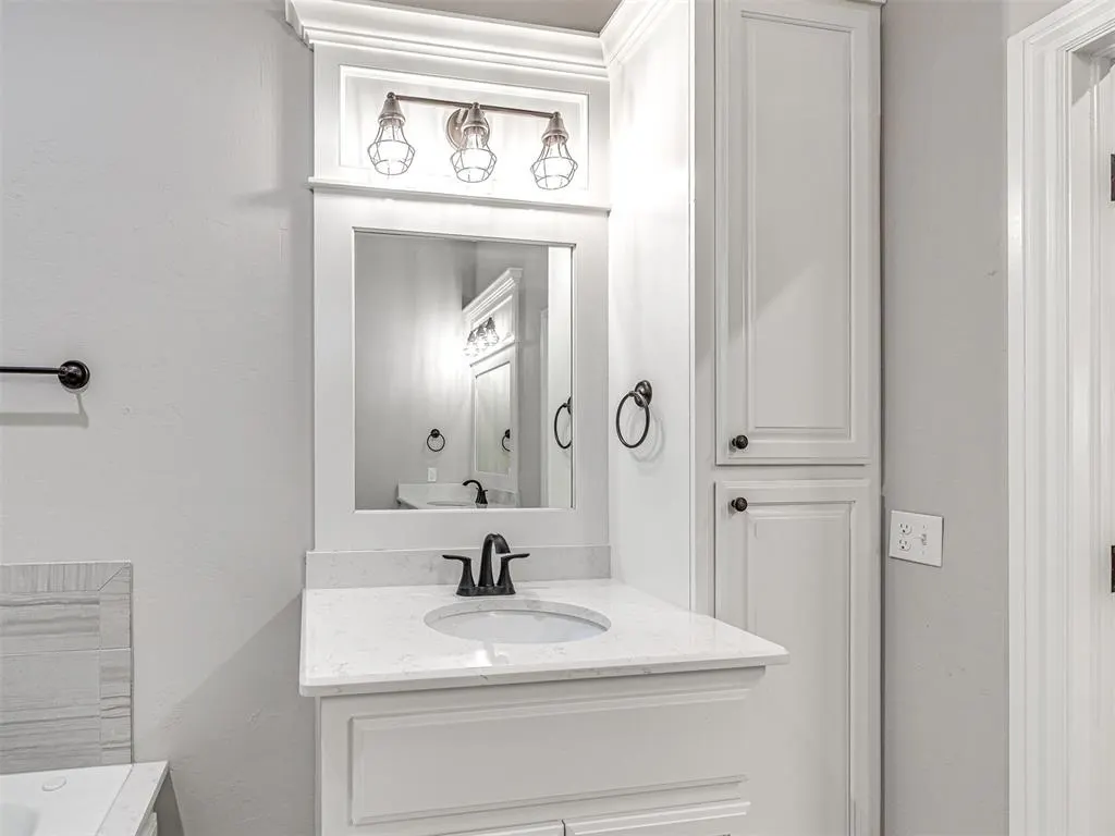 Photo 29 — 224 SW 168th Terrace, Oklahoma City, OK 73170