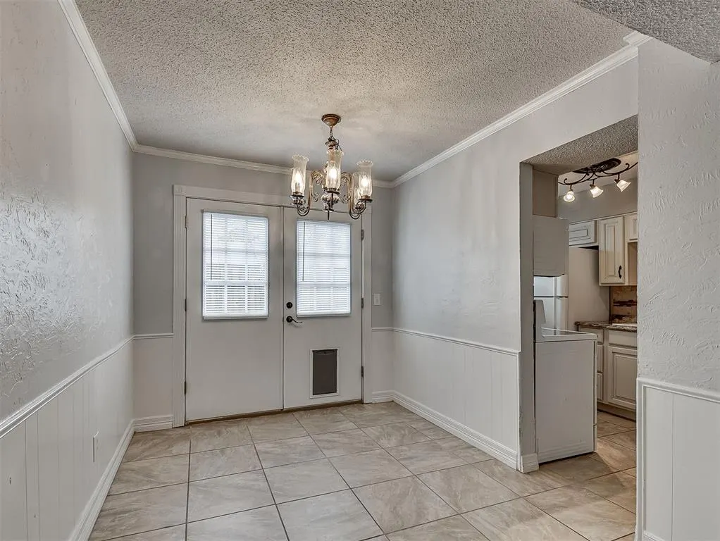 Photo 5 — 11437 N May Avenue, Oklahoma City, OK 73120