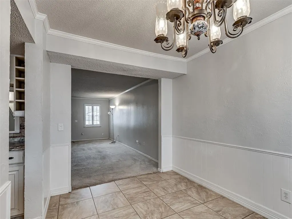 Photo 8 — 11437 N May Avenue, Oklahoma City, OK 73120