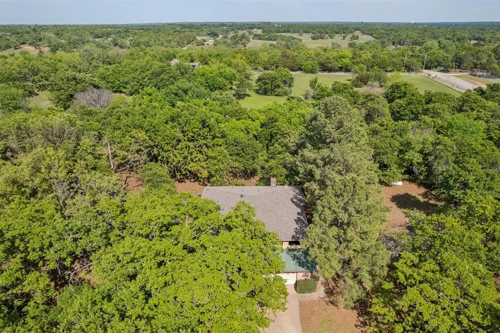 Photo 2 — 12801 Steve Drive, Oklahoma City, OK 73165