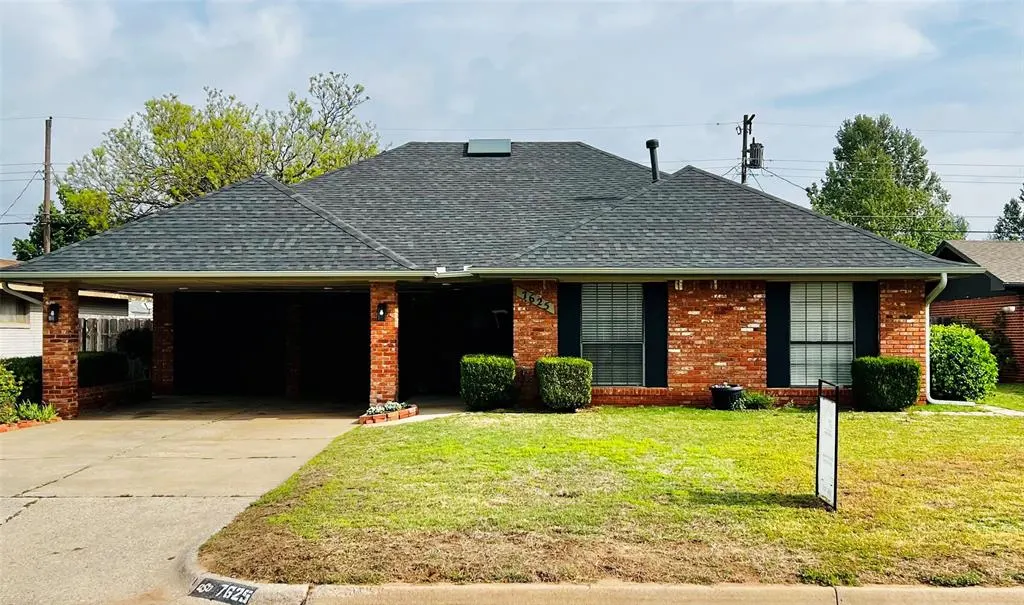 Front exterior — 7625 NW 28th Street, Bethany, OK 73008