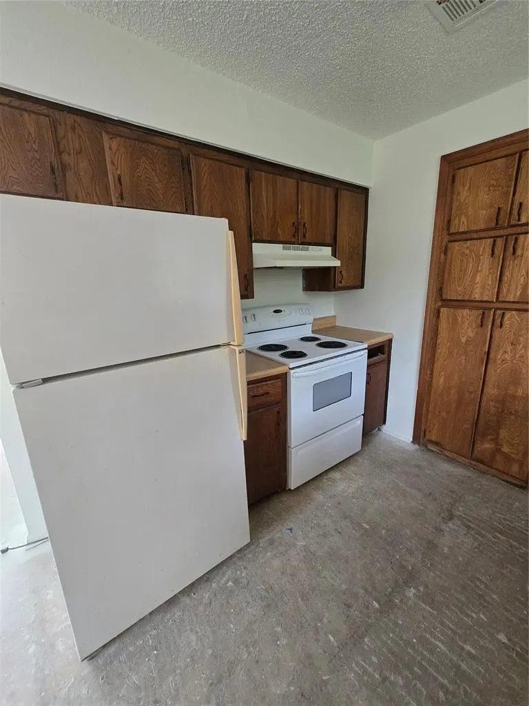 Photo 5 — 521 Libra Street, Altus, OK 73521