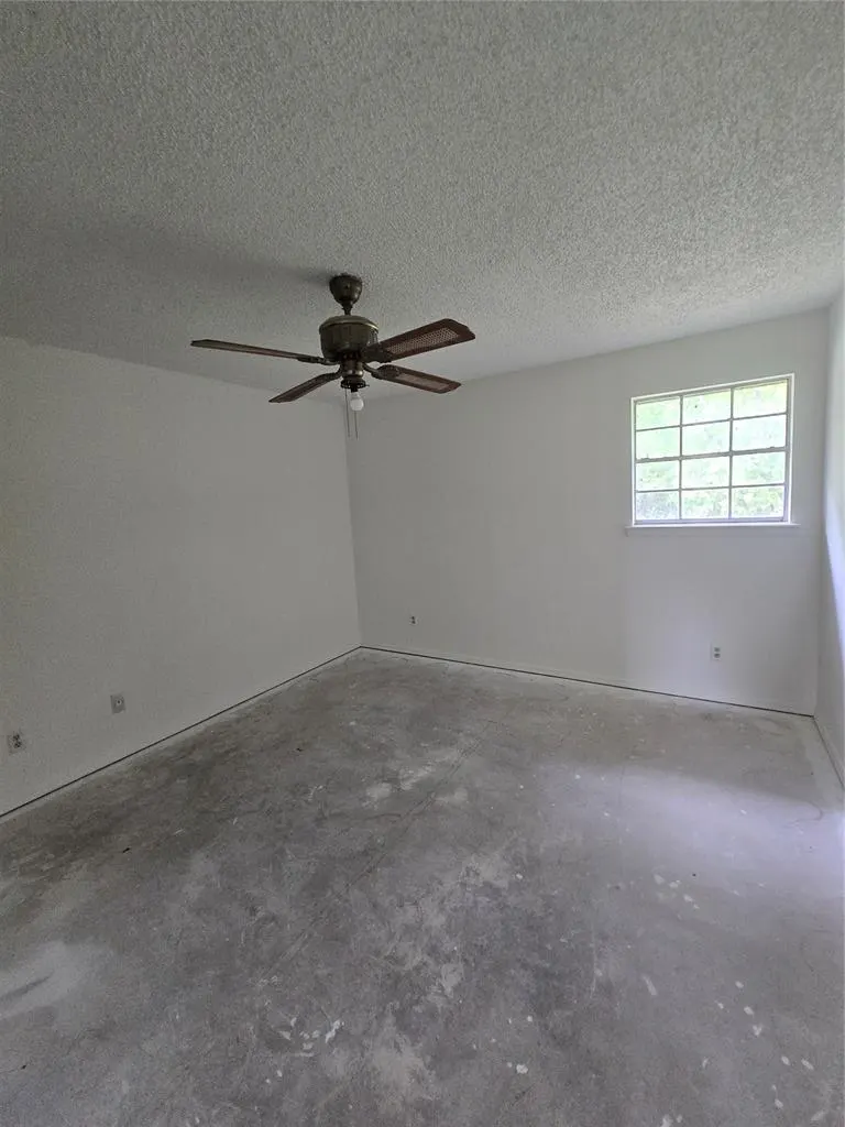 Photo 9 — 521 Libra Street, Altus, OK 73521