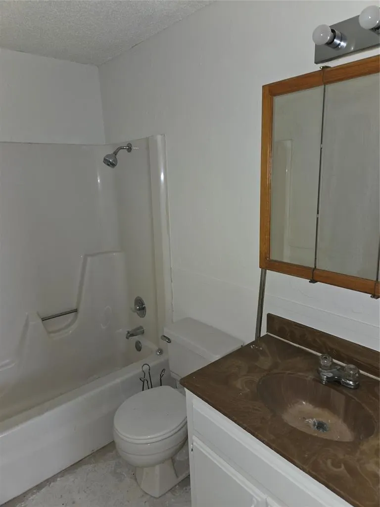 Photo 10 — 521 Libra Street, Altus, OK 73521