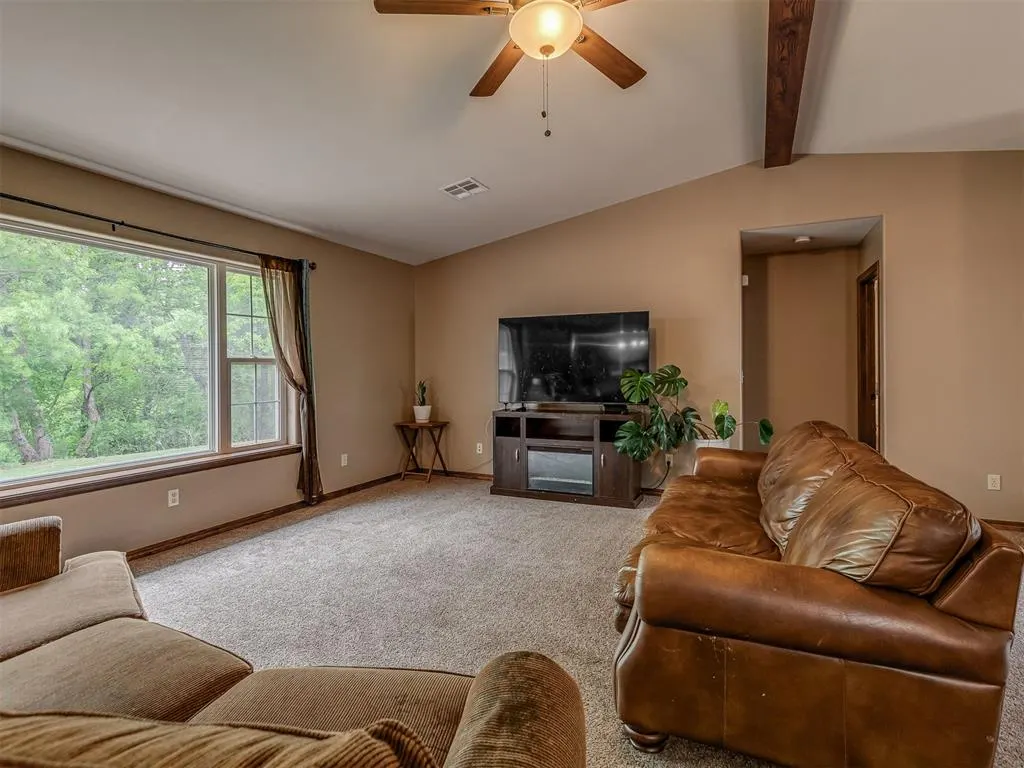 Photo 9 — 2483 Cherokee Drive, Calumet, OK 73014
