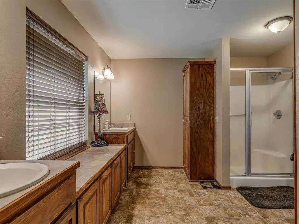 Photo 25 — 2483 Cherokee Drive, Calumet, OK 73014
