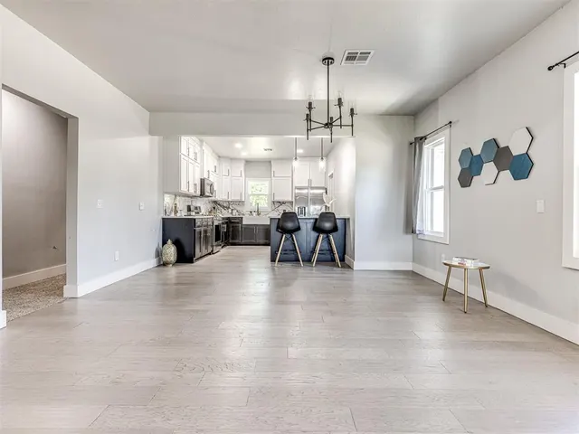 Photo 7 — 1901 W Park Place, Oklahoma City, OK 73106