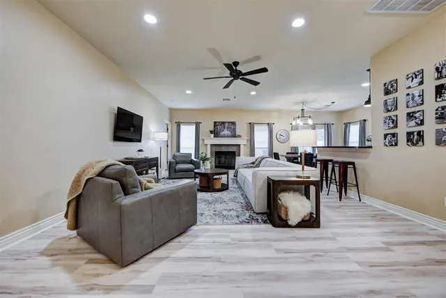 Photo 2 — 1808 NW 164th Circle, Edmond, OK 73013