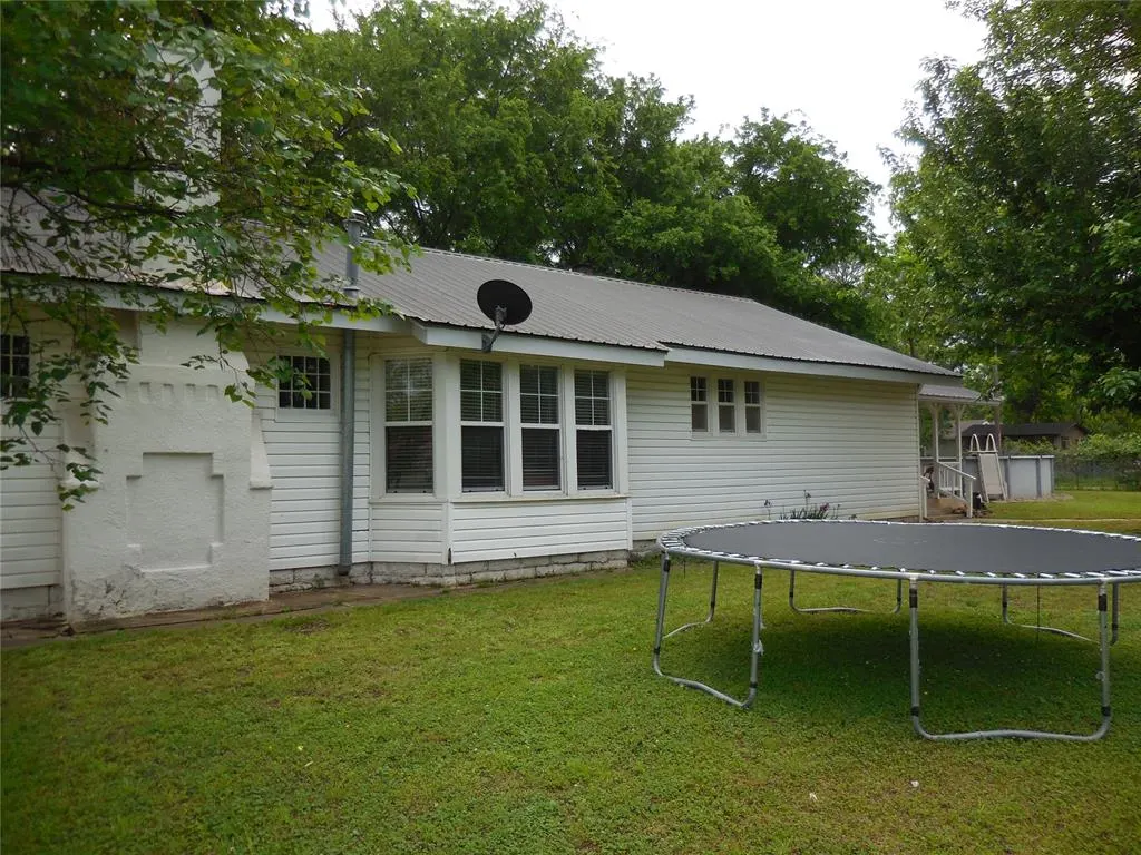 Photo 6 — 601 S 3rd Street, Davis, OK 73030
