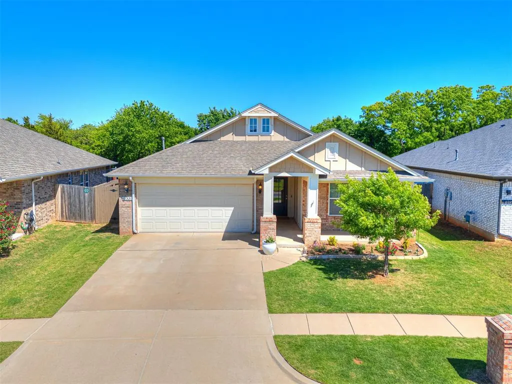 Front exterior — 13320 Collins Avenue, Piedmont, OK 73078