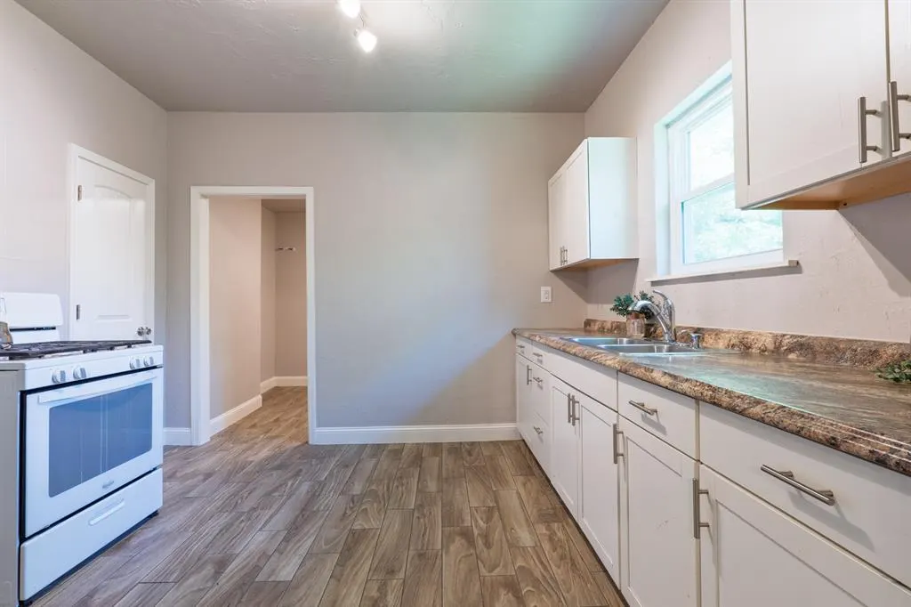 Photo 8 — 612 N Hobson Avenue, Shawnee, OK 74801