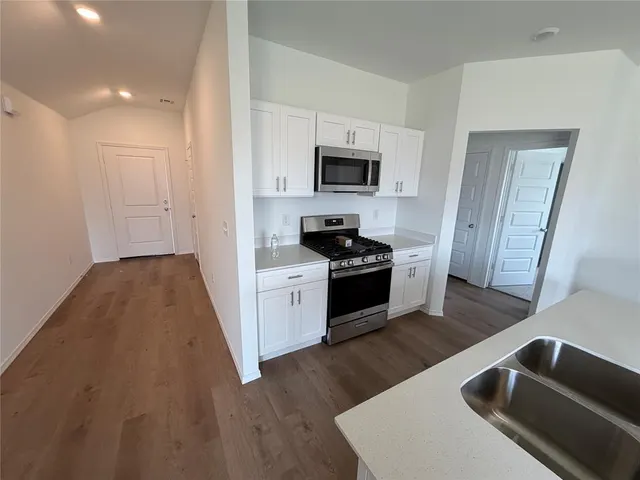 Photo 2 — 12841 Torretta Way, Yukon, OK 73099