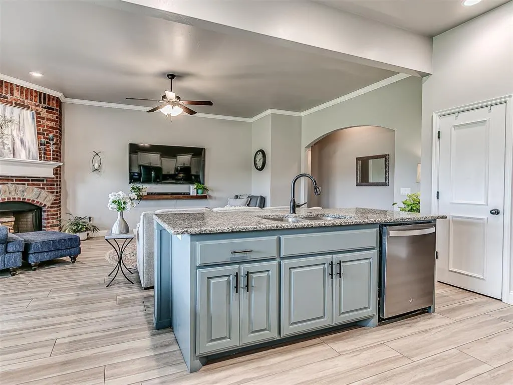 Photo 13 — 25043 Emerald Way, Cashion, OK 73016