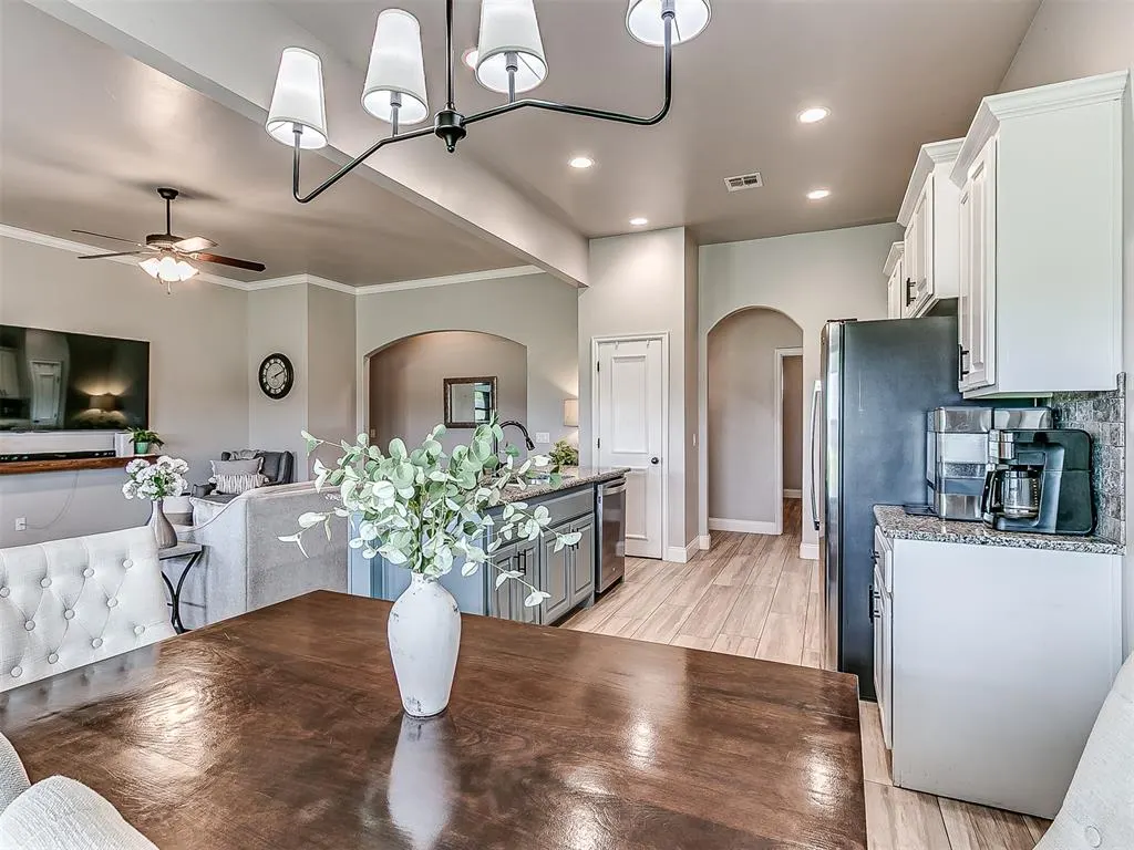 Photo 19 — 25043 Emerald Way, Cashion, OK 73016