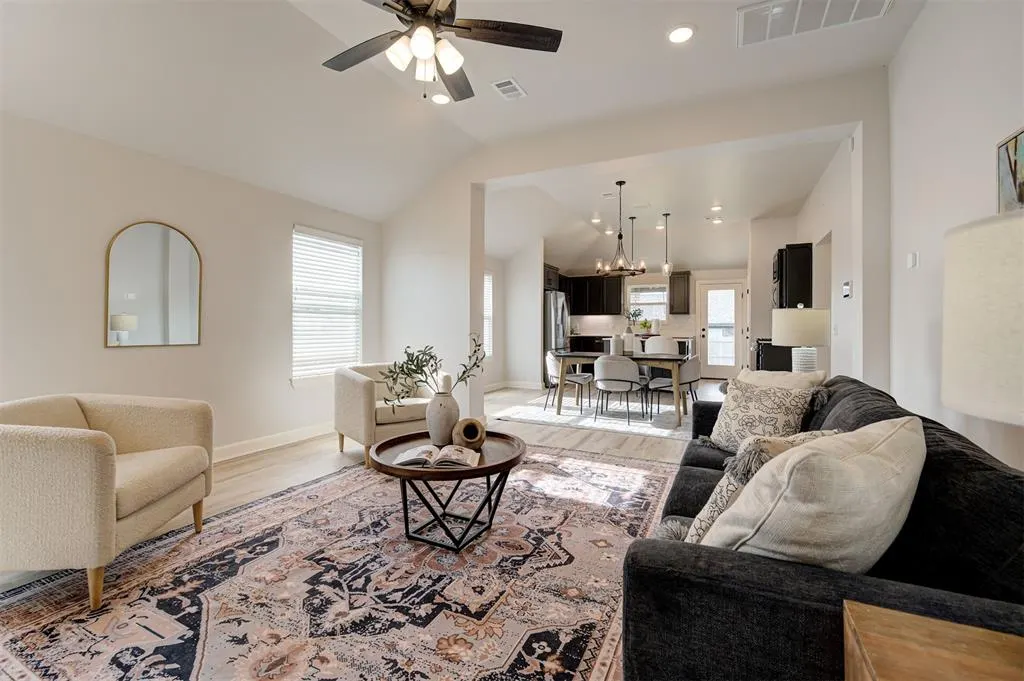 Photo 11 — 12808 NW 4th Terrace, Yukon, OK 73099