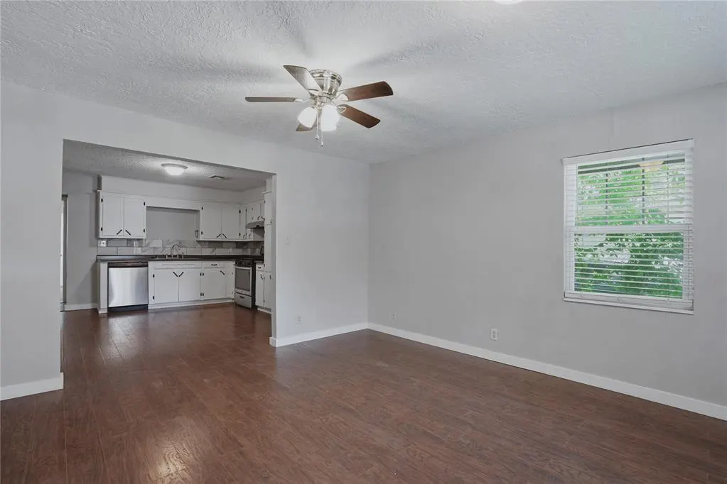 Photo 5 — 701 N 2nd Avenue, Purcell, OK 73080