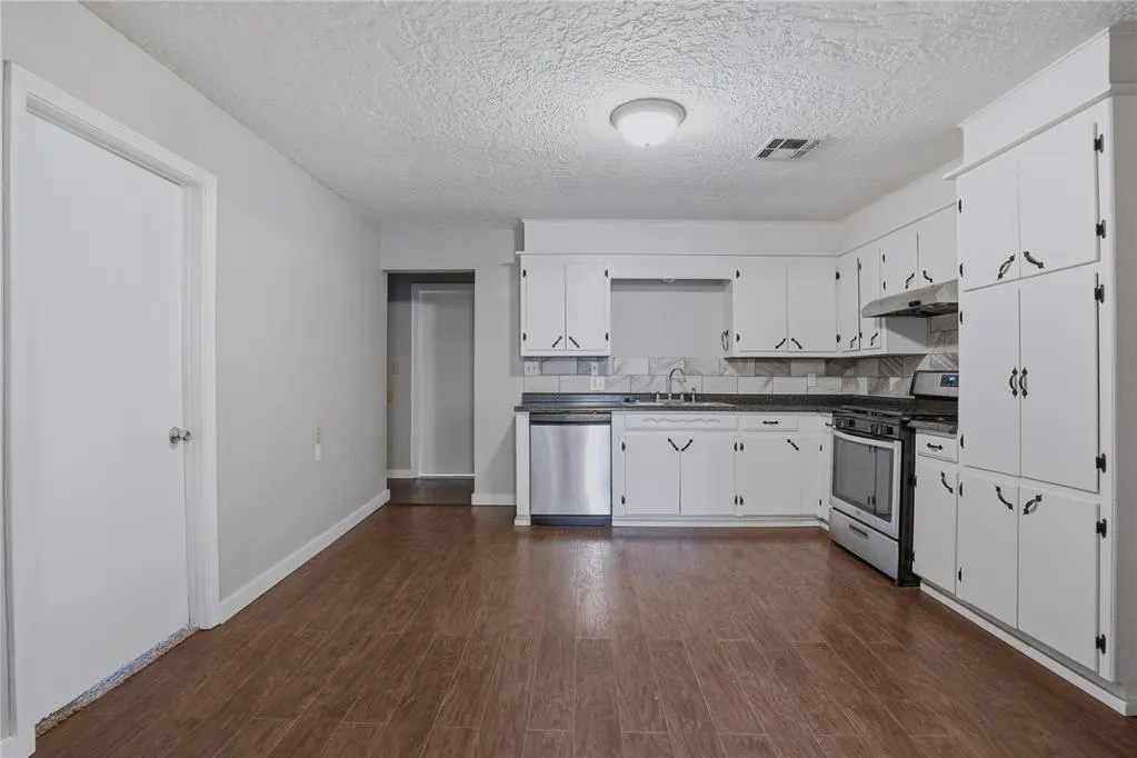 Photo 9 — 701 N 2nd Avenue, Purcell, OK 73080