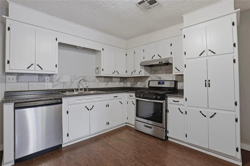 Photo 11 — 701 N 2nd Avenue, Purcell, OK 73080