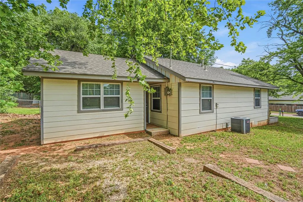 Photo 26 — 701 N 2nd Avenue, Purcell, OK 73080